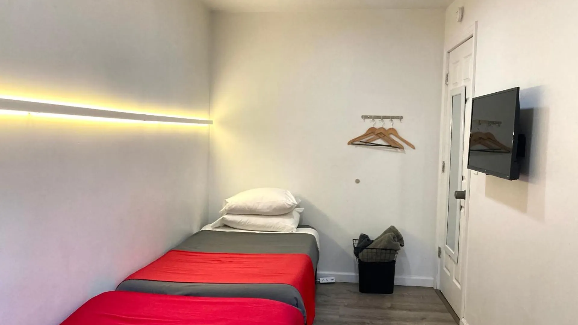 Modern Guesthouse Ironbound Newark With Kitchen-Fasttraintonyc-Onestoptoairport United States