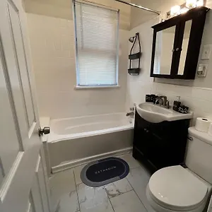 Spacious Cozy Private Guest house