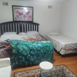  Séjour chez l'habitant Cosy Bedroom 12mins To Airport Prudential Njit Umdj Penn Station